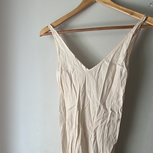 Aritzia‎  slip dress - Picture 6 of 6